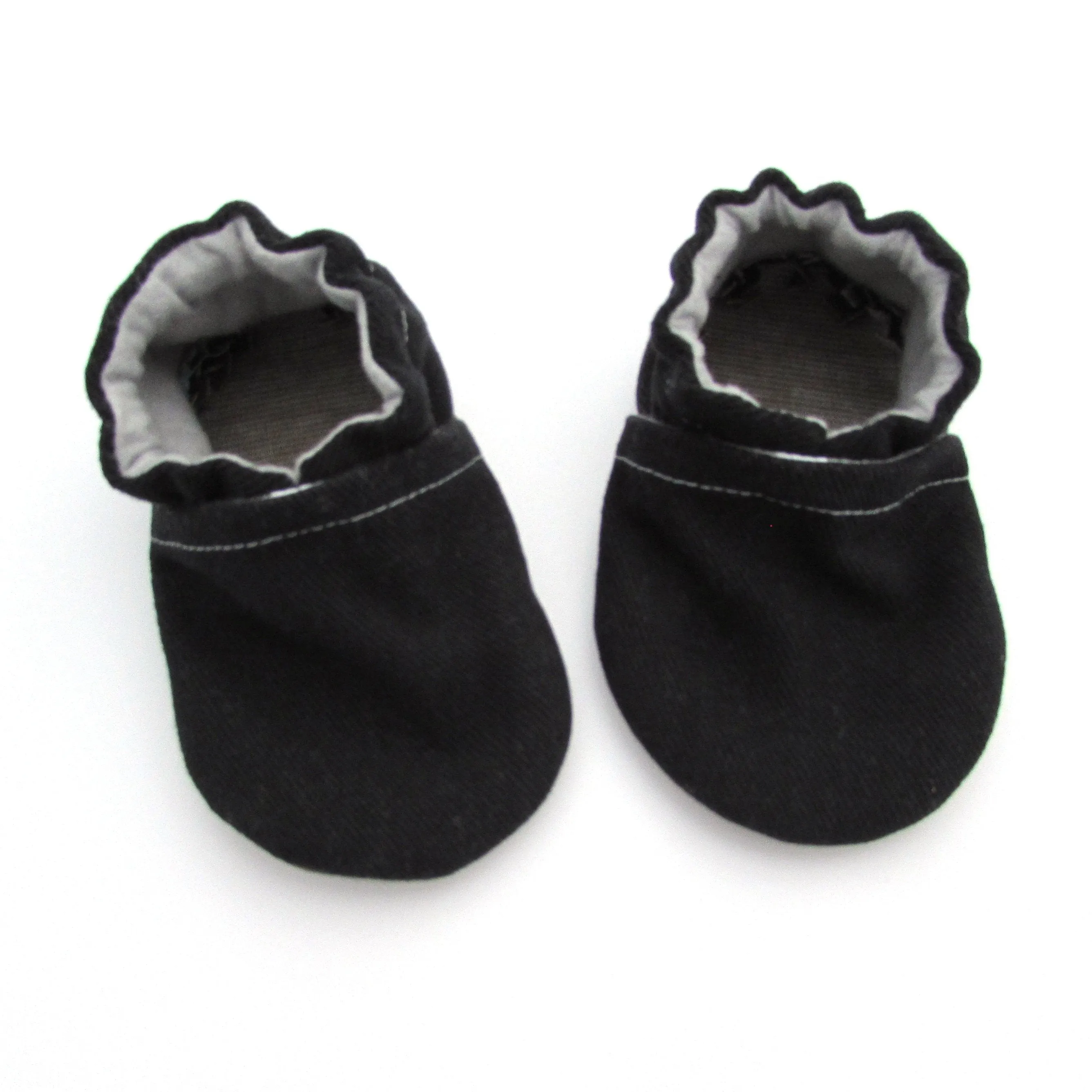 Black Brushed Denim Baby Shoes Abrasion Resistant Material