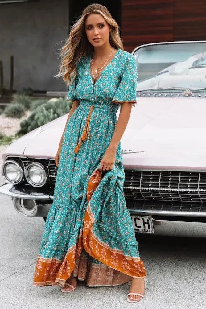 Perfect Waist Sharp Finish Bohemian V-neck dress