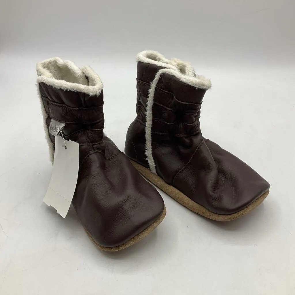 Size XL (21-27m): Bobux Brown Soft Sole Faux Fur Boots NEW Weatherproof Coating