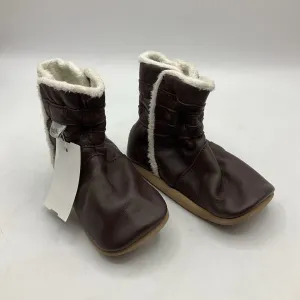 Size XL (21-27m): Bobux Brown Soft Sole Faux Fur Boots NEW Weatherproof Coating