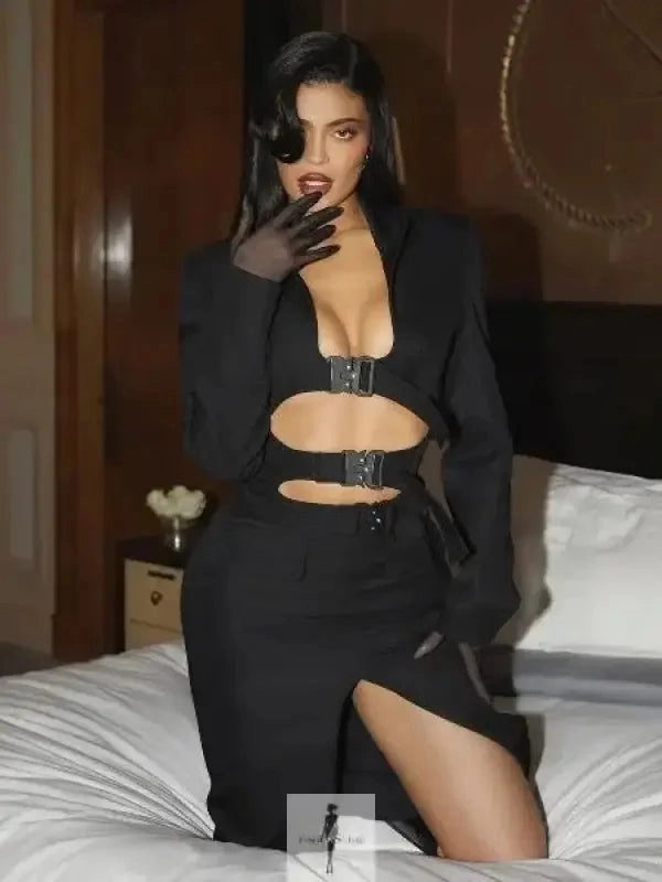 Color-Blocked Front-Pocket Top And Midi Skirt Outfit