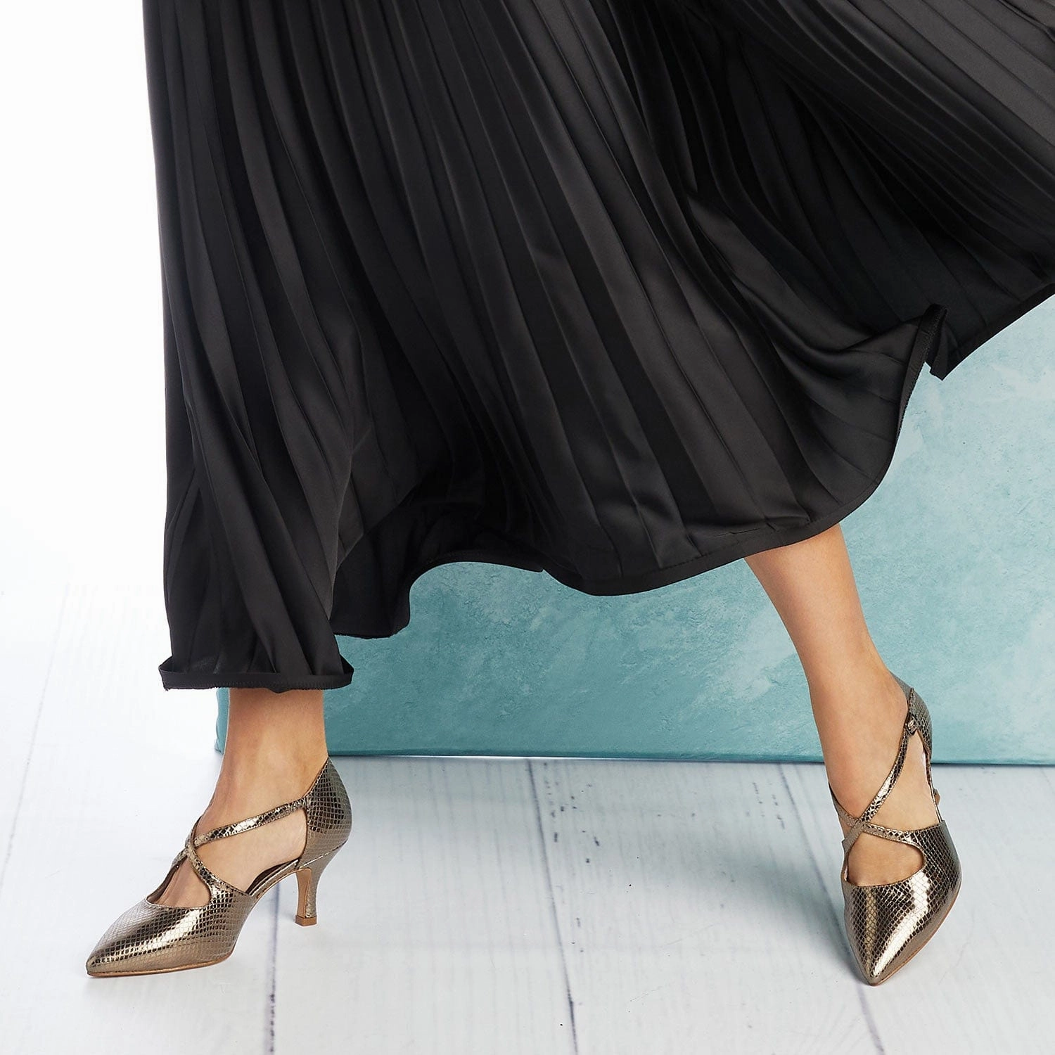 Flats cultural Cecilia: Bronze Snake Print Leather