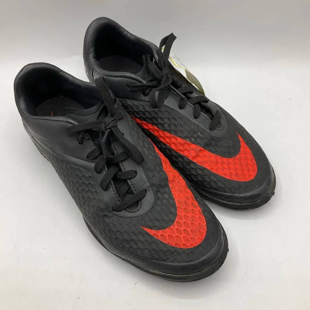 Size 6Y: Nike Black/Red Lace-Up Indoor Soccer Cleats Smart stability