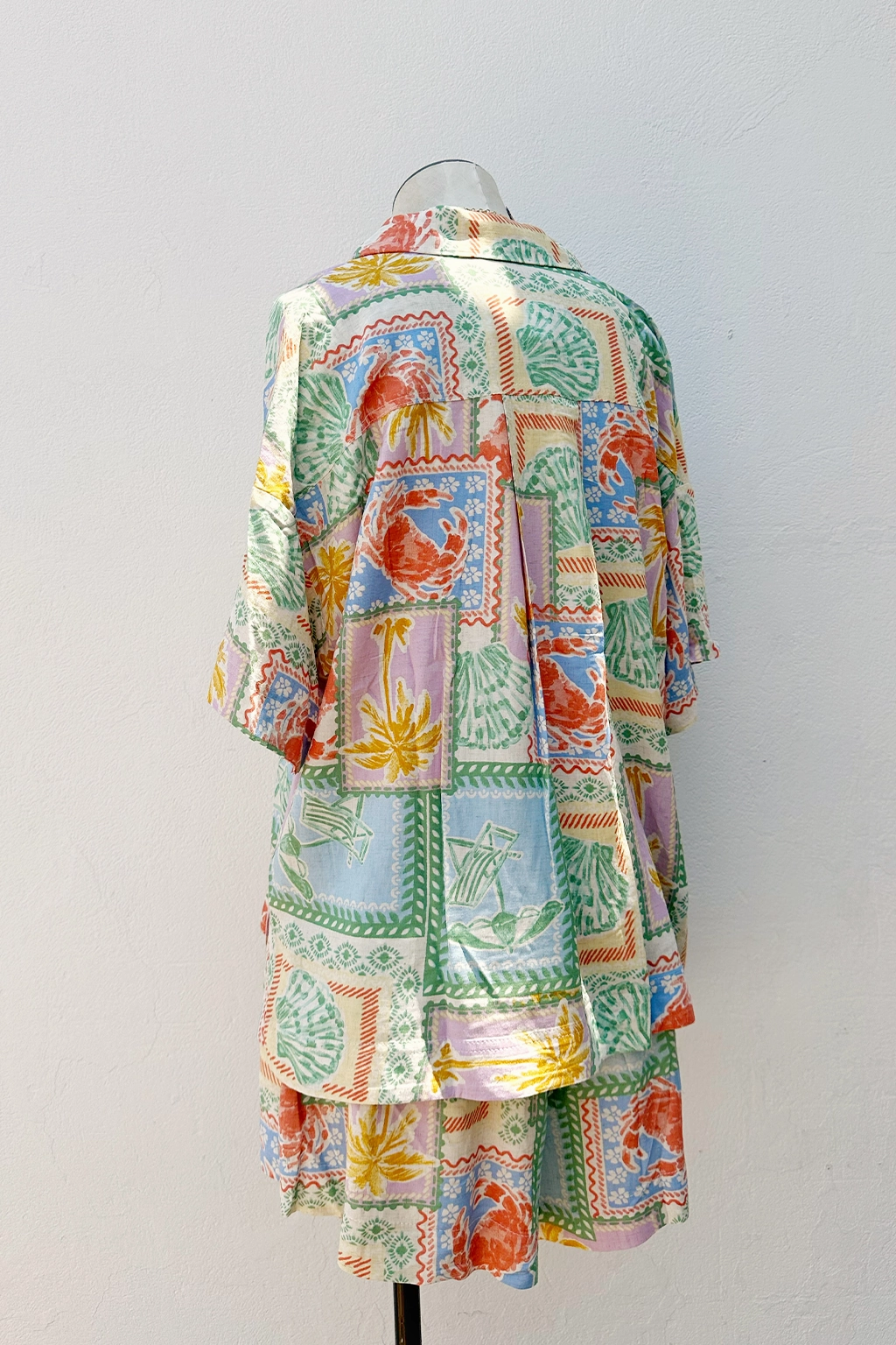 Sheer Overlay Material Paradiso Short Sleeve Shirt