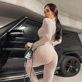 Smart Indoor Urban Date Beige Jumpsuit und Mesh-Set