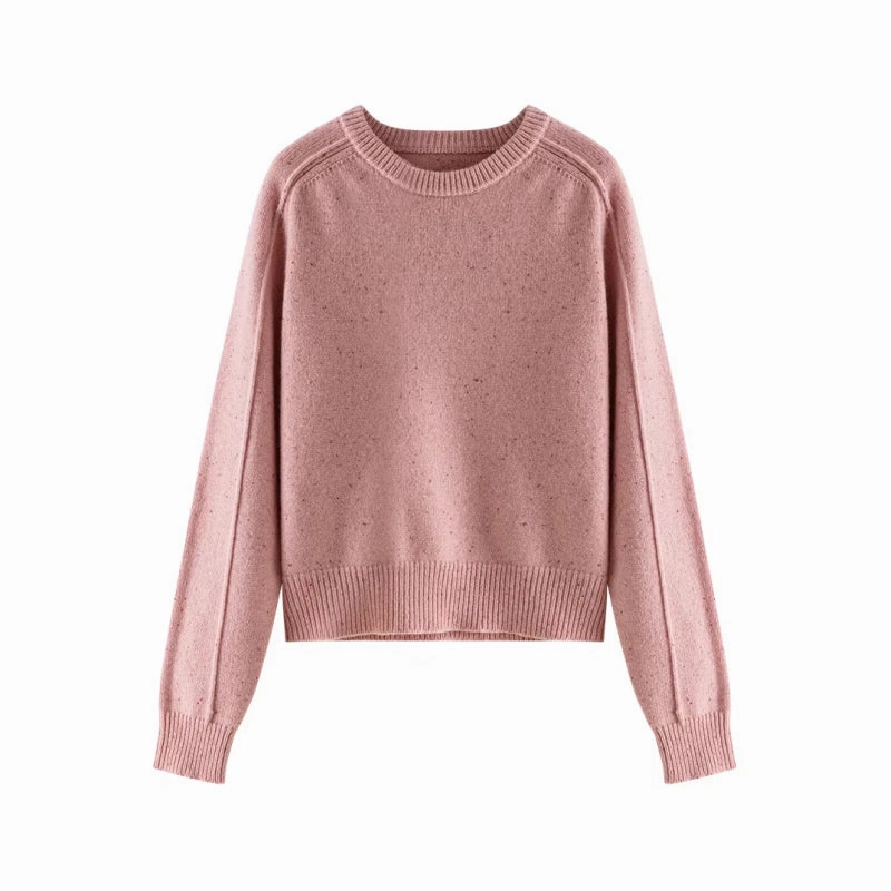 Cozy Soft Round Neck Wool Sweater Anti Static Treatment