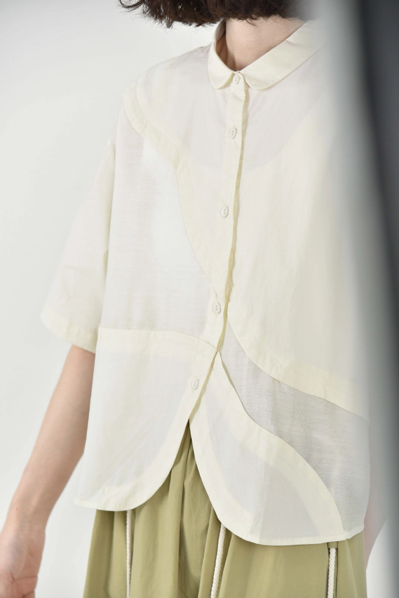 Artistic Retro Design Curved Split Patchwork Lapel Short Sleeve Shirt Eco-Friendly Choice Wardrobe Must-Have