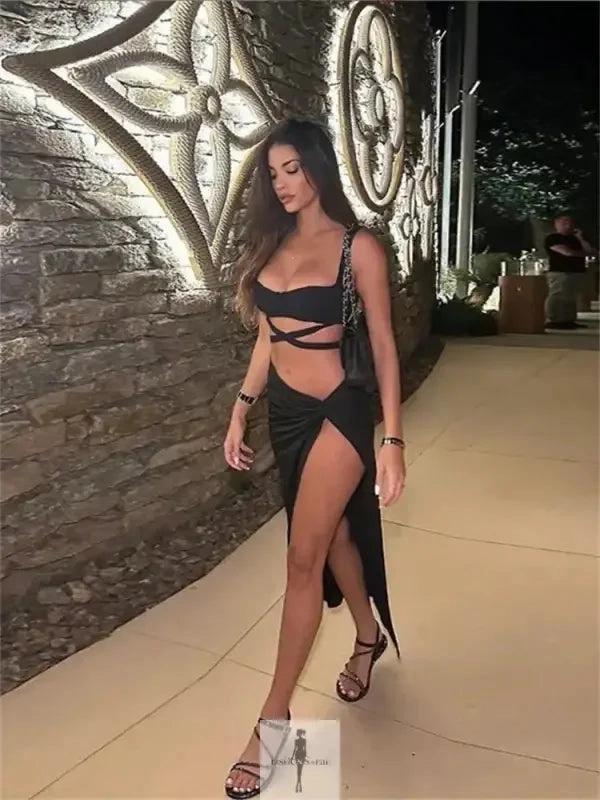 Crop Top with Skirts Beach Outfit E-Commerce Relaxing Escape