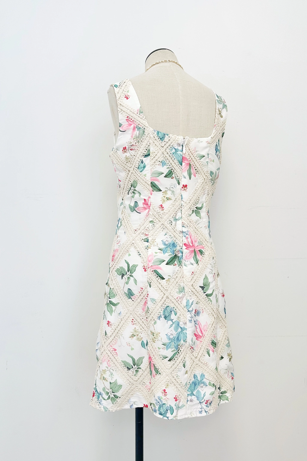 Vera Crochet Mini Dress Modern Cut