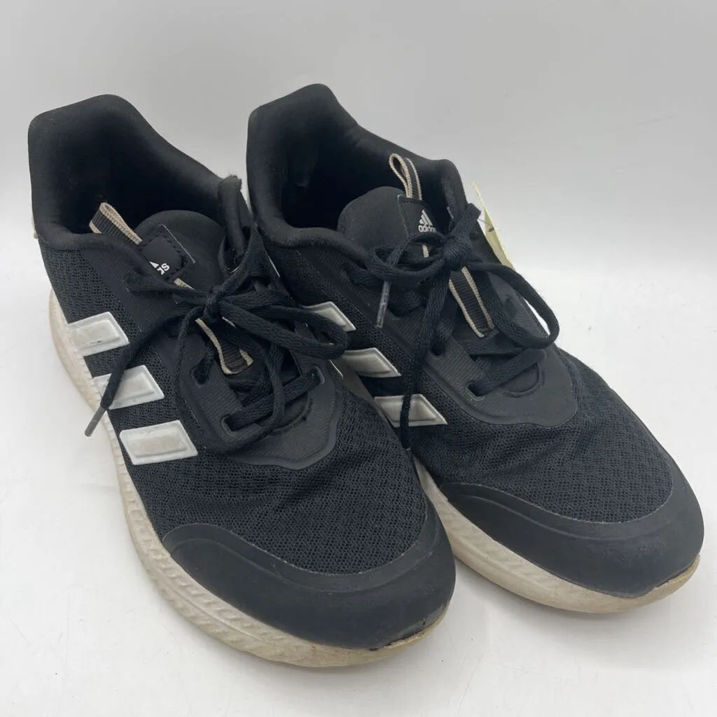 Size 5Y: Adidas Black/White Lace-Up Sneakers Push Forward MDOutsole