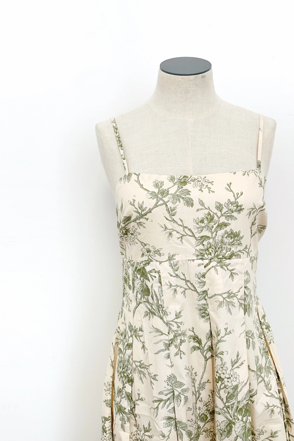 Young Edge Vine Midi Dress