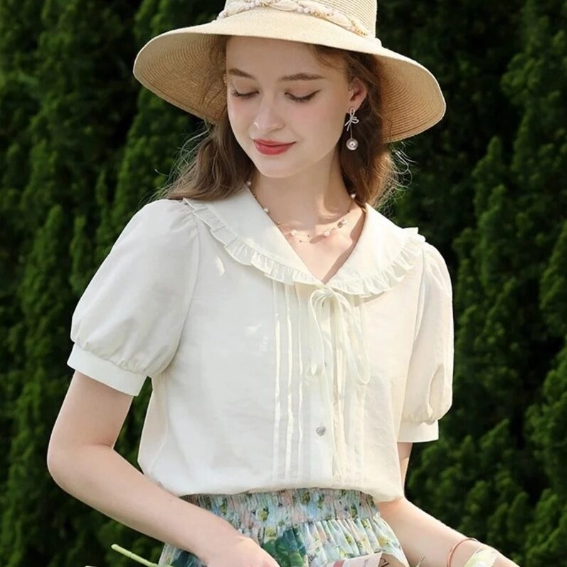 Sports Ready Sleek Fit Autumn Fresh Lace-up Collar Blouse