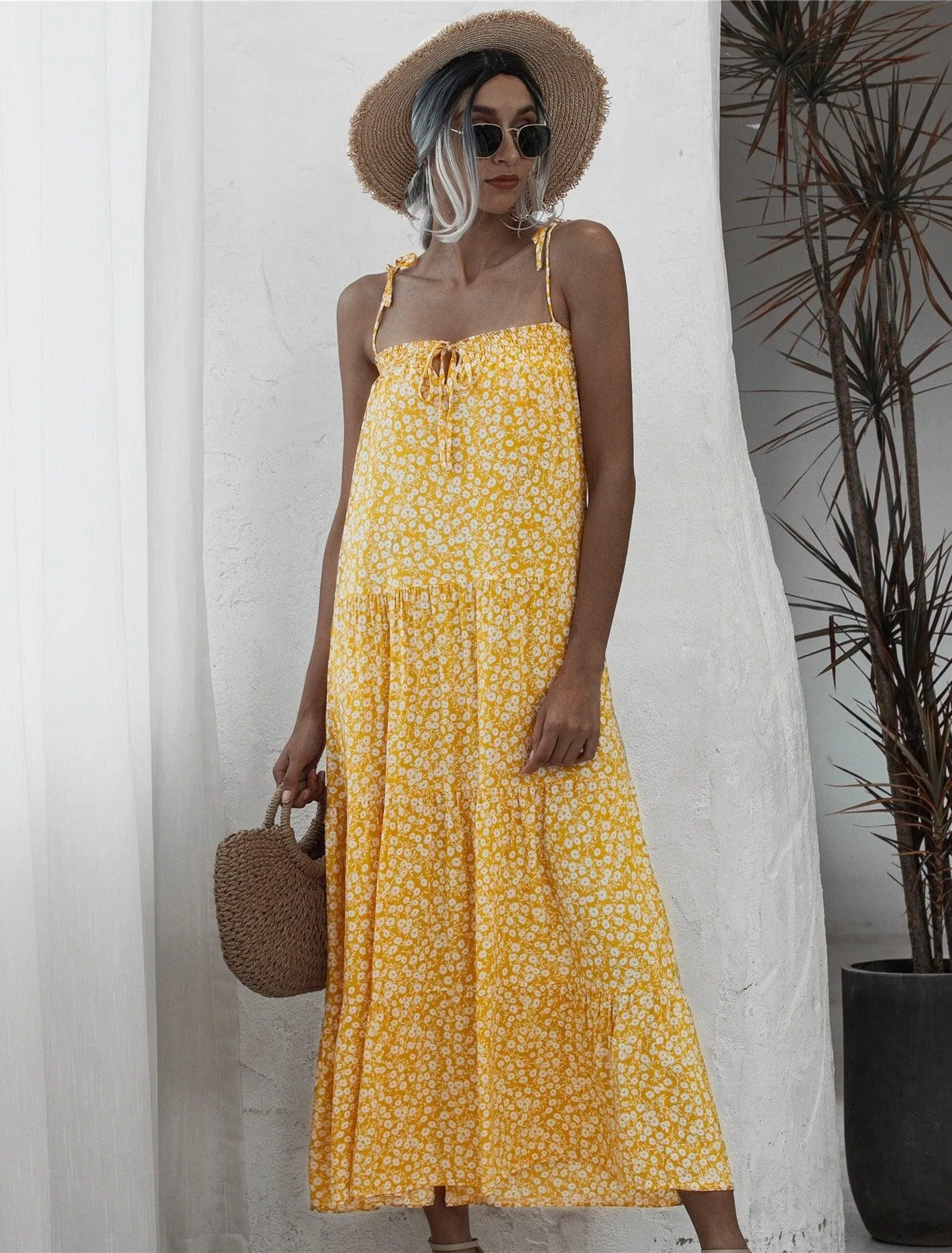 Floral dress with suspenders and straps Smart Fit