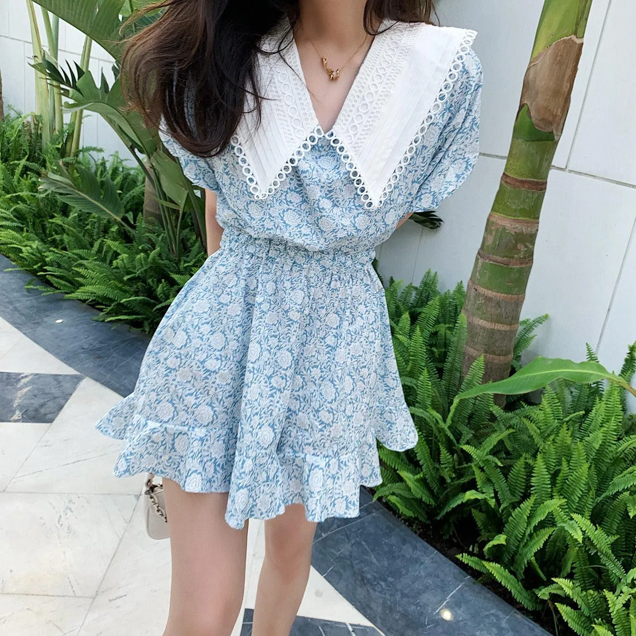 Women's lace lapel light blue jumpsuit Silky Drape Walk Grace