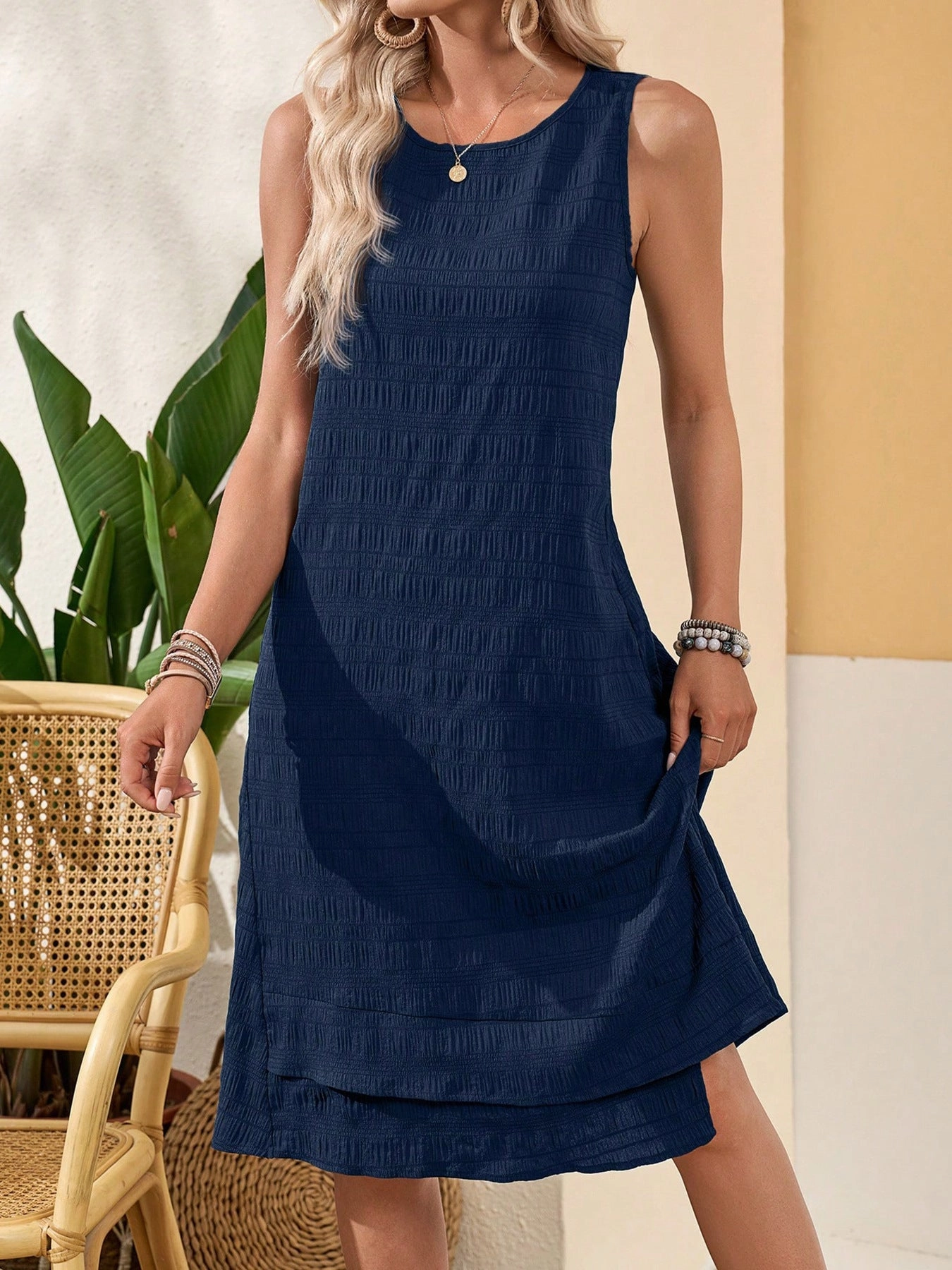 Fashionable All-match Sleeveless Round Neck Dress Women Sharp Finish Easy Wrap