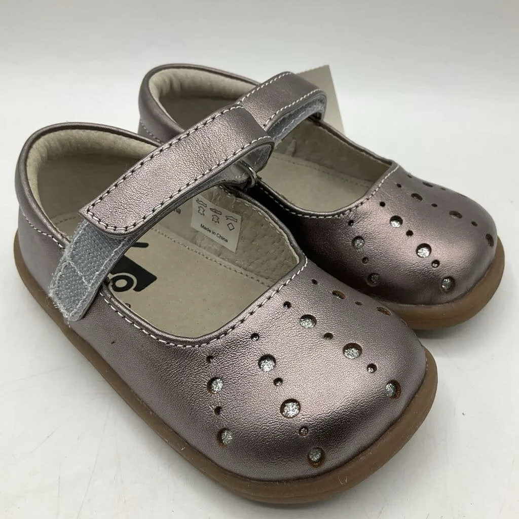 Adjustable Midfoot Strap Textured Insole Size 6: See Kai Run Marta, PEWTER Mary Jane Shoes NEW