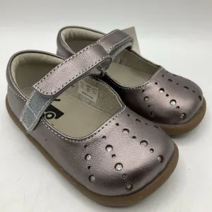 Adjustable Midfoot Strap Textured Insole Size 6: See Kai Run Marta, PEWTER Mary Jane Shoes NEW