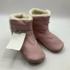Excellent honest Size XL (21-27m): Bobux Pink Soft Sole Faux Fur Boots NEW
