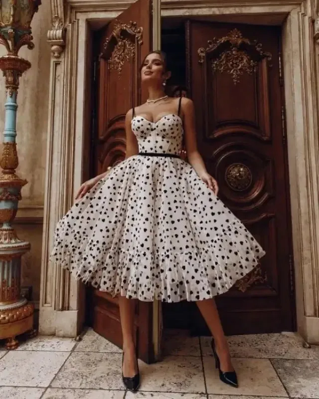 MatteFinishTexture Metro Edge Heart Shape Prom Dress