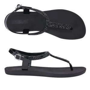 Goldie - Black Day-to-Night Style