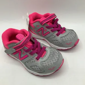 Size 6: New Balance GRAY PINK Velcro Sneakers NEW workout mode Anti Slip