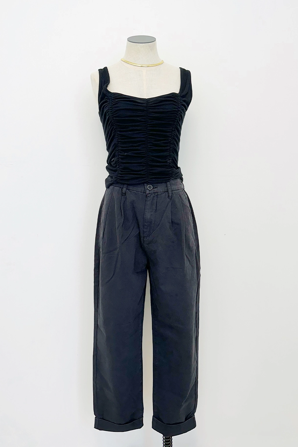 Kellin Pleated Trouser hypoallergenic Ventilated fabric