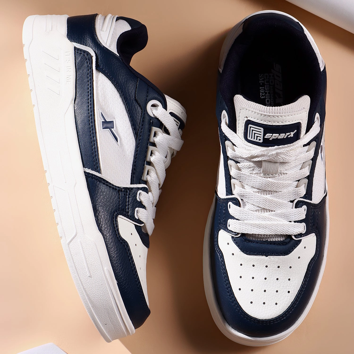 Sneakers for Men SM 1023 Responsive cushioning