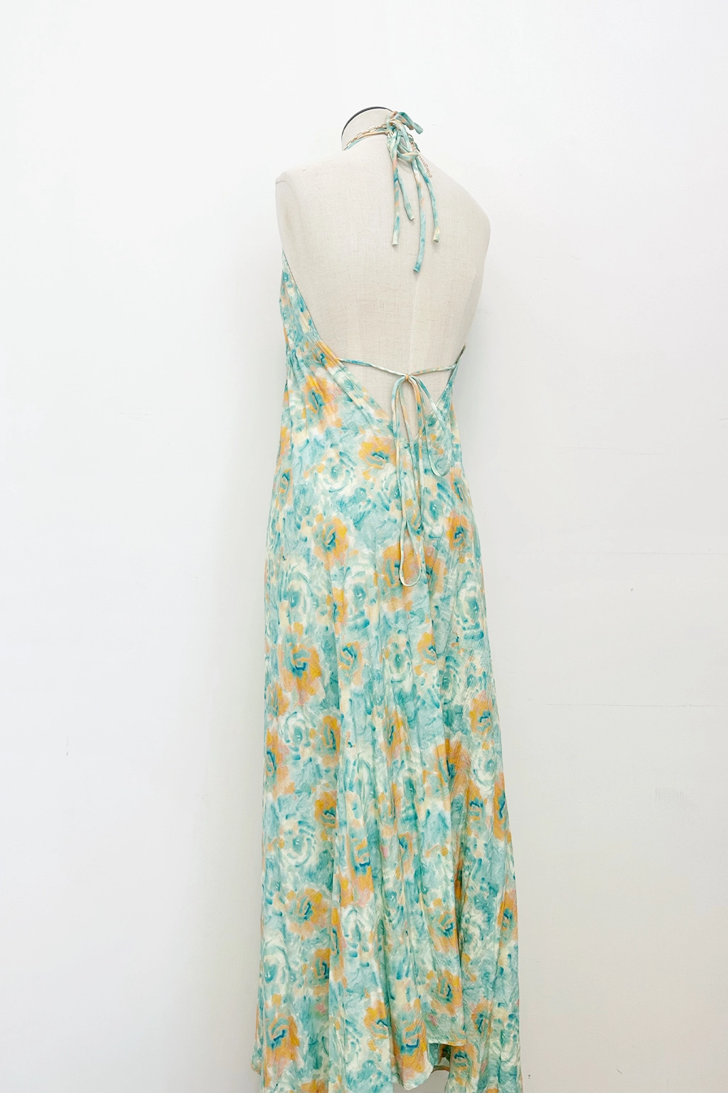 Mae Floral Maxi Dress Feminine Details