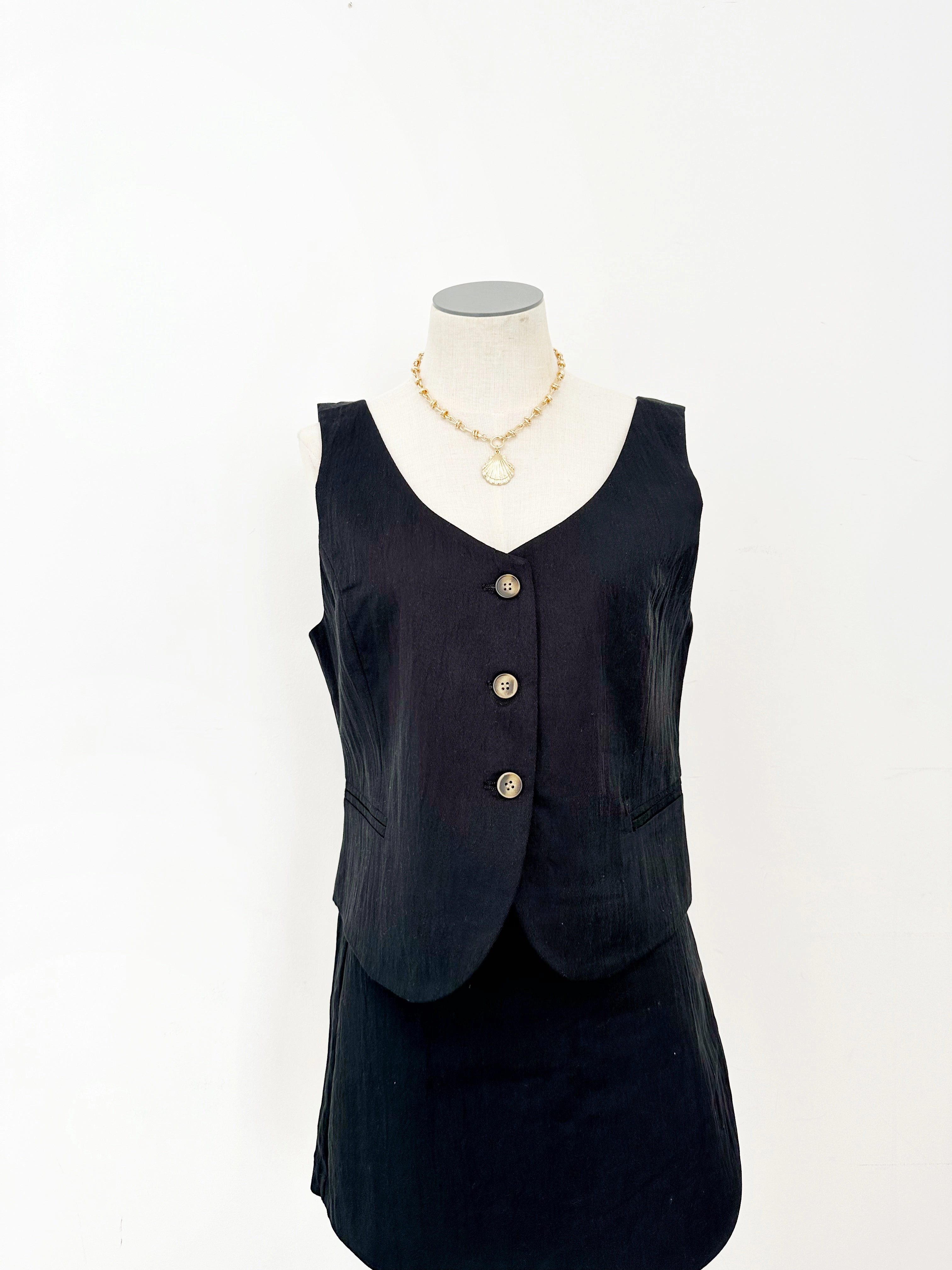 Maxial Vest Snag Resistant Fabric