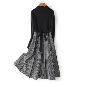 Flattering Design Midi Women's Sweater Dress in Striped Print