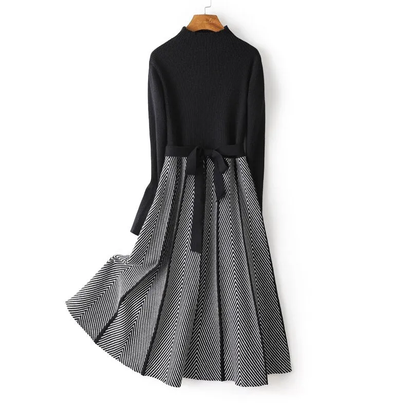 Flattering Design Midi Women's Sweater Dress in Striped Print