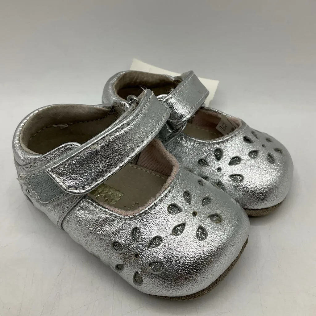 Knit Fabric Upper Size Sm (0-6m): See Kai Run Ginger II/SILVER Baby Mary Jane Shoes NEW