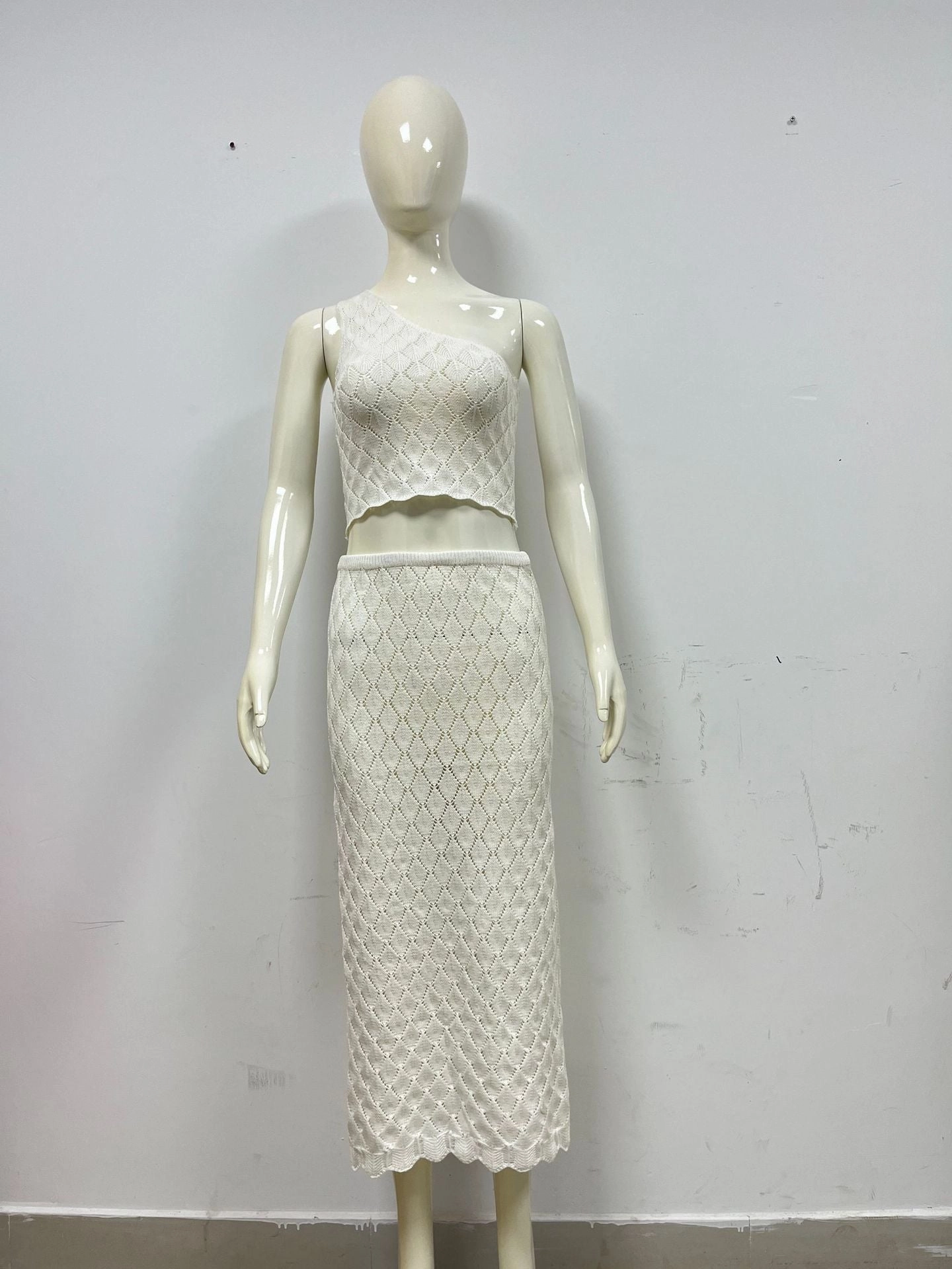 Active Classic One-shoulder Knitted Spaghetti-strap Camisole Top Skirt Suit