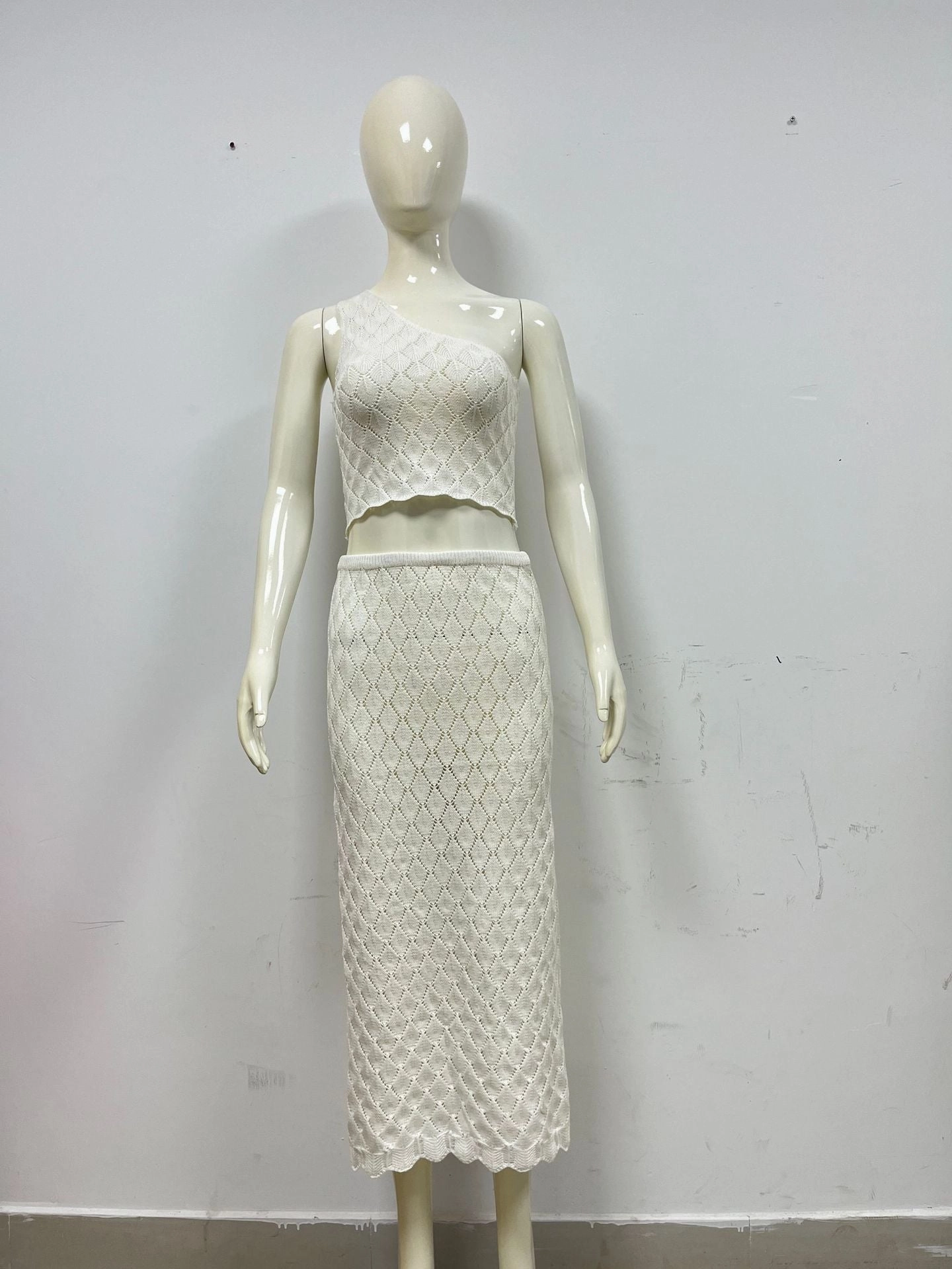 Stylish Fancy Premium Soft One-shoulder Knitted Spaghetti-strap Camisole Top Skirt Suit