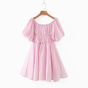 Versatile Piece Fast Chic Princess dress with an off-the-shoulder neckline