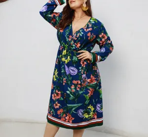 Printed long sleeved V-neck dress Loose Flow Art-Gallery