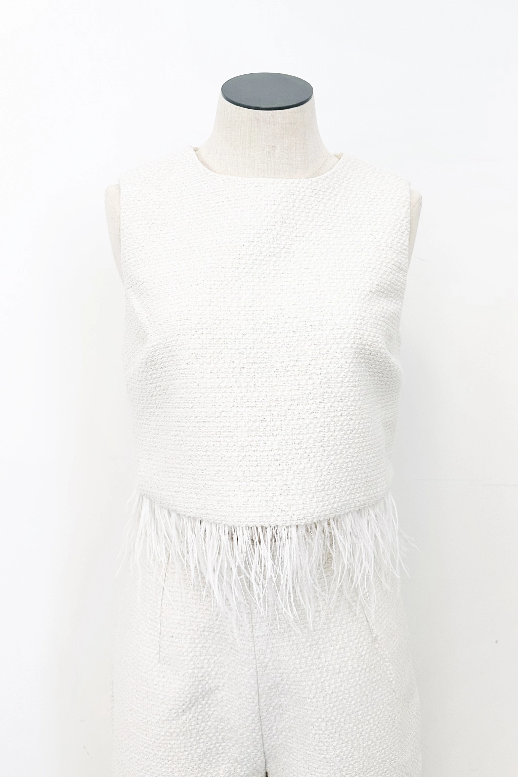 Feather Trim Top SustainableBlend Odor Resistant Fabric