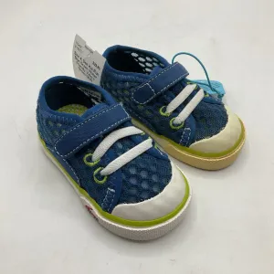 Size 4: See Kai Run Blue Green Water Friendly Velcro Shoes NEW Comfort Panel
