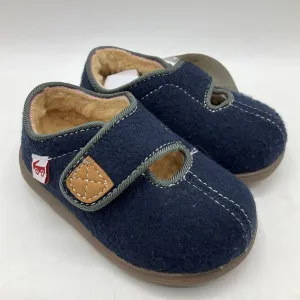 Size 4: See Kai Run Cruz II, Navy Shoes NEW Water Resistant Knit Style