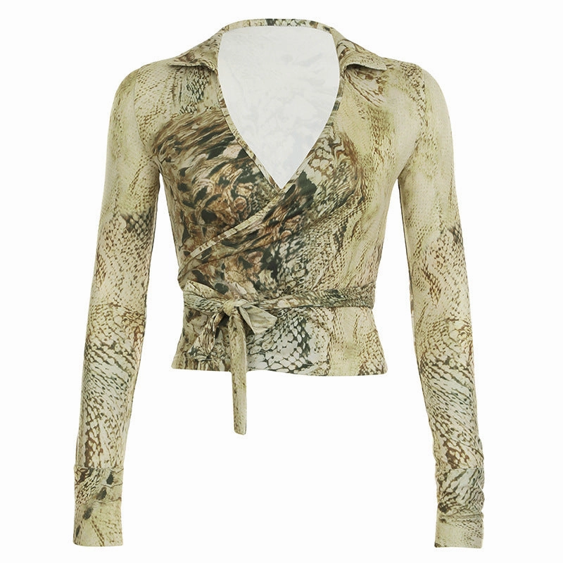 Hydrophobic Treatment ReinforcedSeams Retro Hot Girl Style Printed V-neck Top