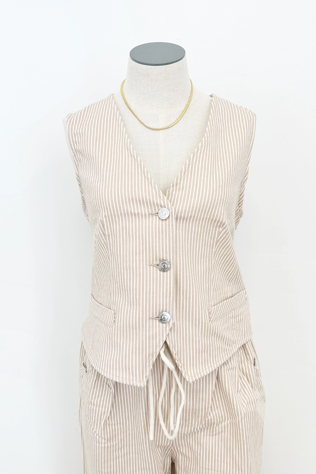 Selene Vest Lightweight pullover TearResistantWeave