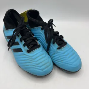 Iconic Style Size 1Y: Adidas Black/Blue Lace-Up Soccer Cleats