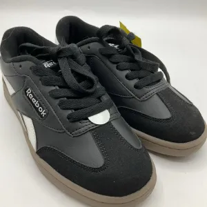 Size 1Y: Reebok Black/White Lace-Up Sneakers Air Cushioned Heel