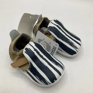 Size 2.5: Bobux Navy White Velcro First Walker Shoes NEW proven