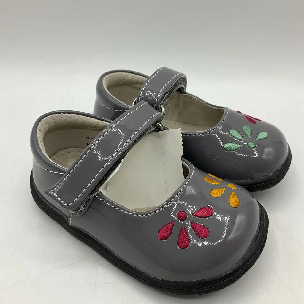 Narrow Fit Size 4: See Kai Run Ginny, GRAY Patent Mary Jane Shoes NEW
