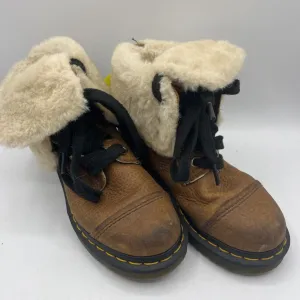 Size 5Y: Dr. Marten's Brown Fuzzy Lined Zip-Up Boots Comfortable Forefoot Thermal Regulation Layer