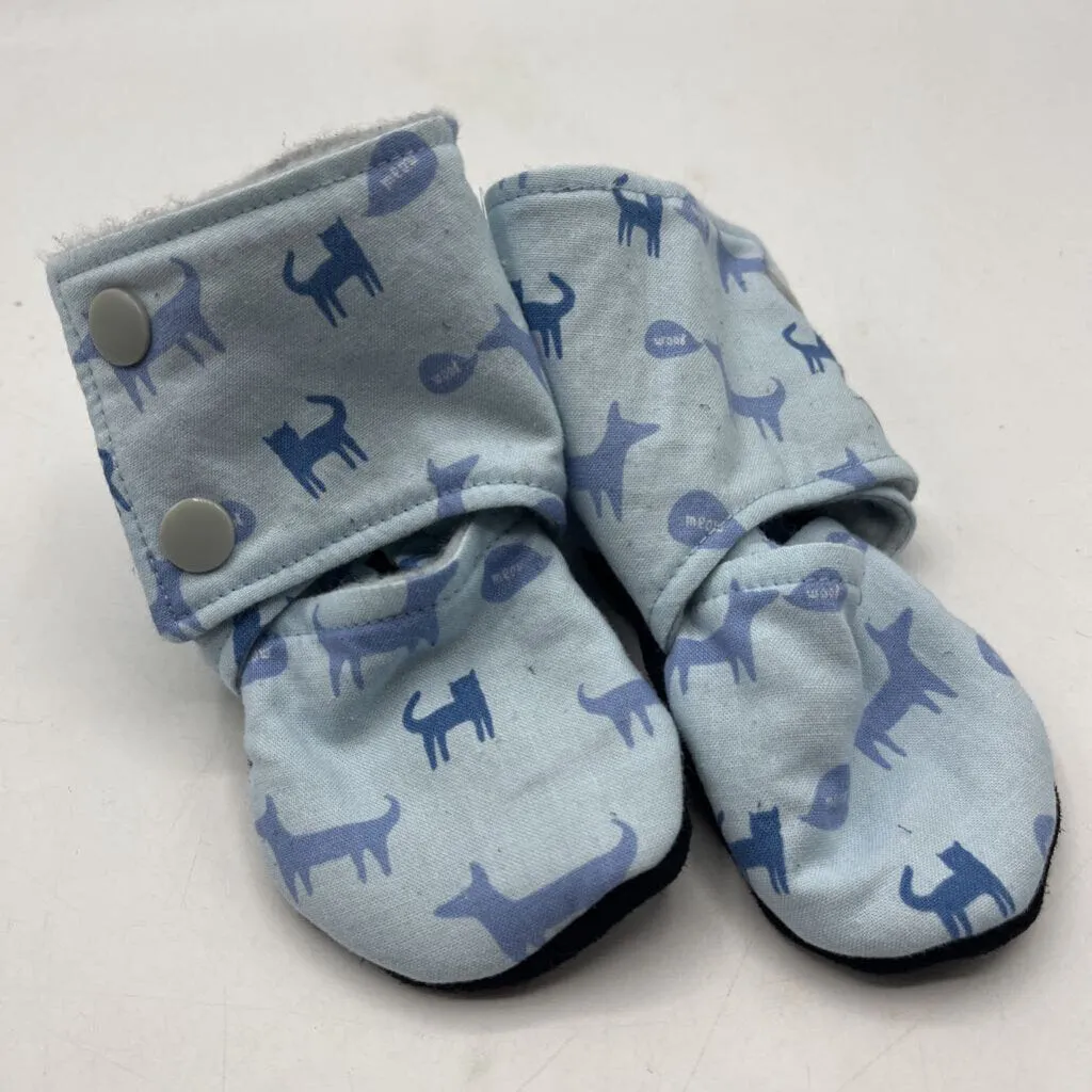 foremost Air Cushioned Heel Size 9-12m: Beaneroobaby Blue Cats & Dogs Print Soft Leather Sole Booties-NEW