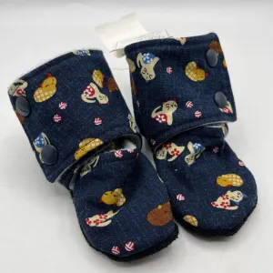 Size 9-12m: Beaneroobaby Dark Blue Cats Print Soft Leather Sole Booties-NEW city dwellers
