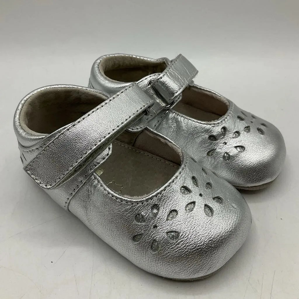 Padded Support Size Lg (12-18m): See Kai Run Ginger II/SILVER Baby Mary Jane Shoes NEW