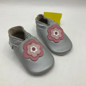 Eco Friendly Sole Mid-top Size Sm (3-9m): Bobux Soft Sole Silver Pink Flower Leather Baby Shoes NEW